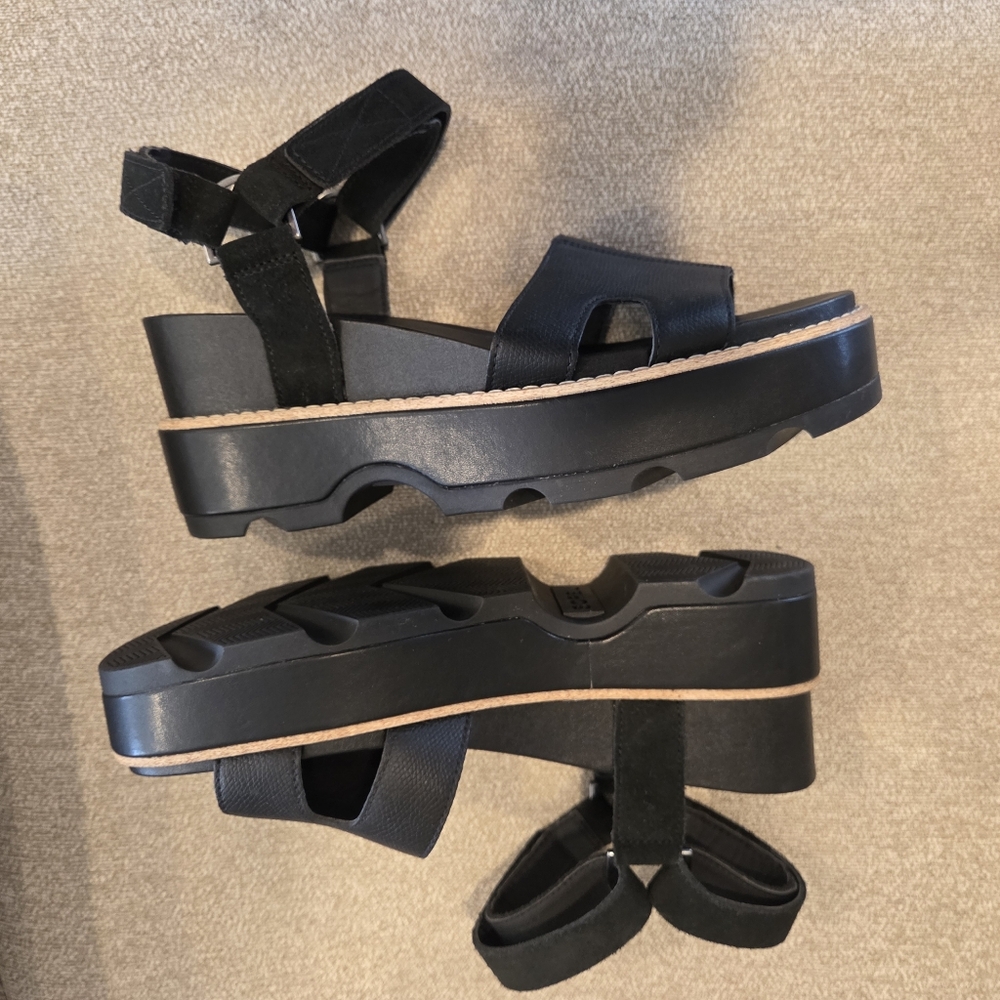 Sorel Joanie lV Black Sz 10 Leather Platform Wedge Sandals Adjustable Straps - Picture 3 of 13